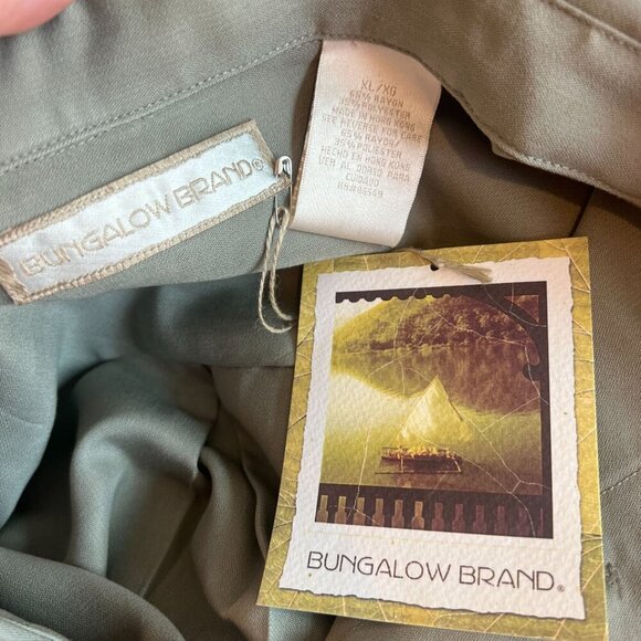 Bungalow Men's Cargo Safari Collar Buttons Down Shirt X-Large in Dark Sand - Picture 7 of 11